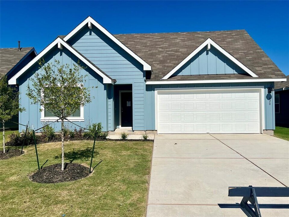 420 Lancebill Dr in Lockhart, TX - Building Photo