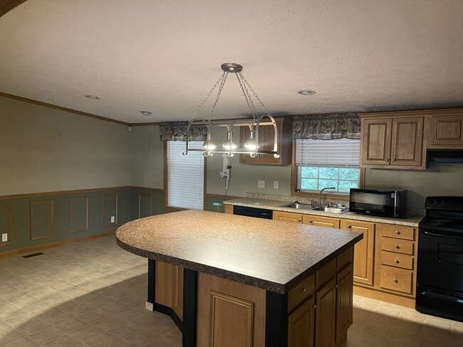 982 Bethel Church Rd in Mount Olive, NC - Building Photo - Building Photo