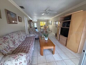 2664 Woodgate Ln in Sarasota, FL - Building Photo - Building Photo