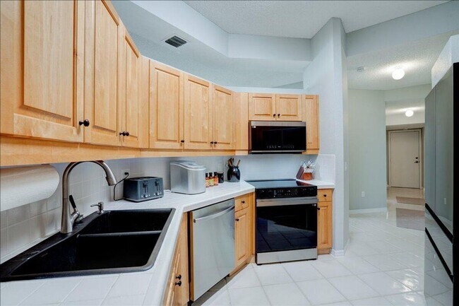 property at 10173 Andover Coach Cir