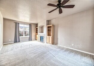 3722 SE Oakleaf St in Hillsboro, OR - Building Photo - Building Photo