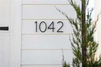 1042 Winding Br Dr in Canton, GA - Building Photo - Building Photo
