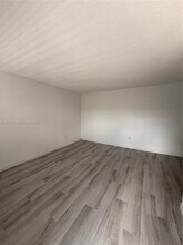 1629 NW N River Dr in Miami, FL - Building Photo - Building Photo