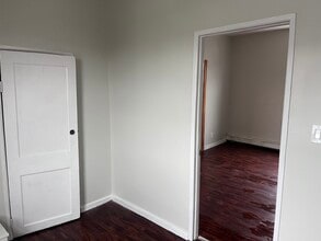 1124 Rivington St, Unit #4 in Roselle, NJ - Building Photo - Building Photo