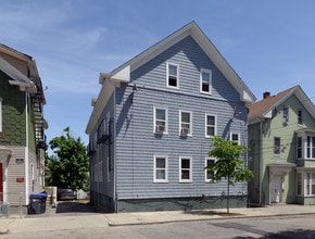 173 Julian St in Providence, RI - Building Photo - Building Photo