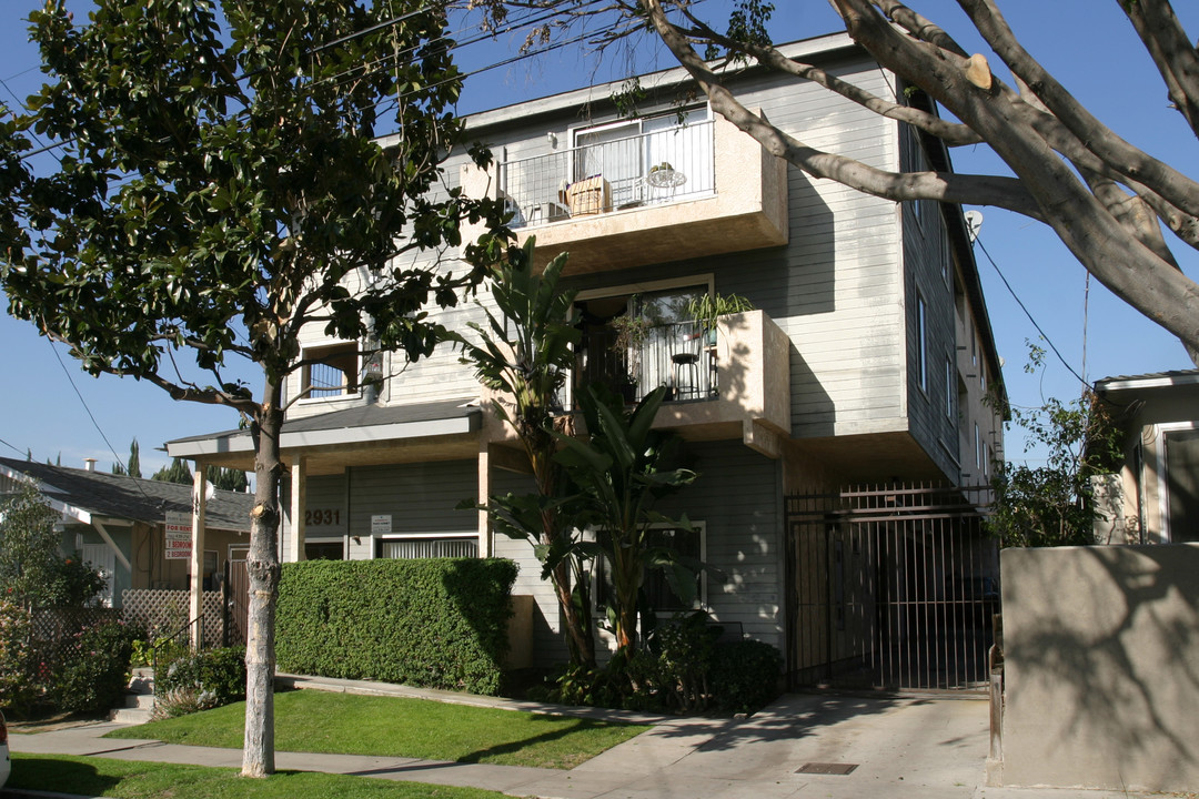 2931 E 15th St in Long Beach, CA - Building Photo