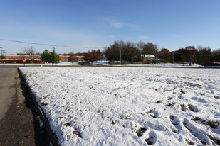 The Lofts at the Willows of Plainview Apartments