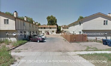 347 W Iowa Ave in Fountain, CO - Foto de edificio - Building Photo
