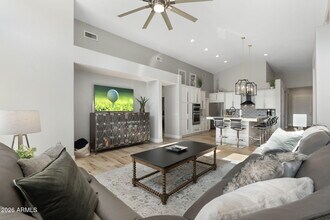 10263 E Acacia Dr in Scottsdale, AZ - Building Photo - Building Photo