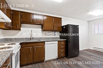 5858 S 2000 W in Roy, UT - Building Photo - Building Photo