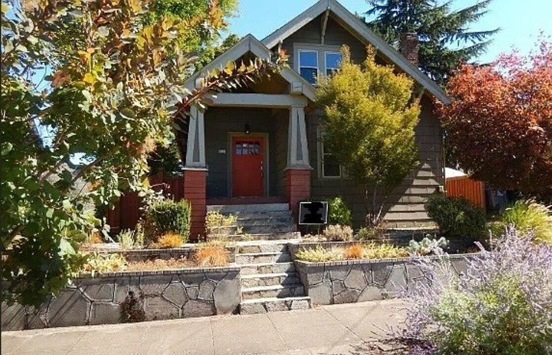 6636 N Missouri Ave in Portland, OR - Building Photo