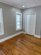 176 Everett St, Unit Apt 1 in Southbridge, MA - Foto de edificio - Building Photo