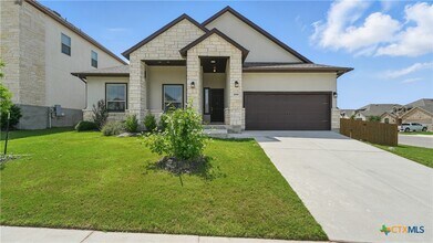 1606 Folk Victorian Rd in New Braunfels, TX - Building Photo - Building Photo