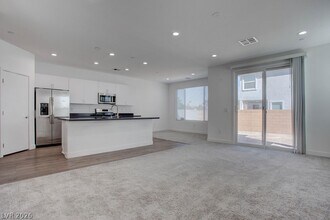 70 Harrison Rose Ct in Las Vegas, NV - Building Photo - Building Photo