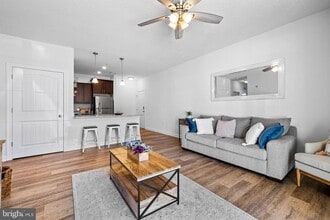 2308 Lincoln Wy in New Freedom, PA - Building Photo - Building Photo