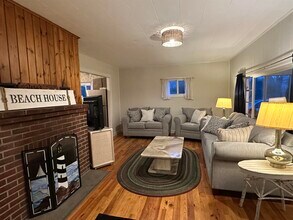 67 Cable Rd in Rye, NH - Building Photo - Building Photo