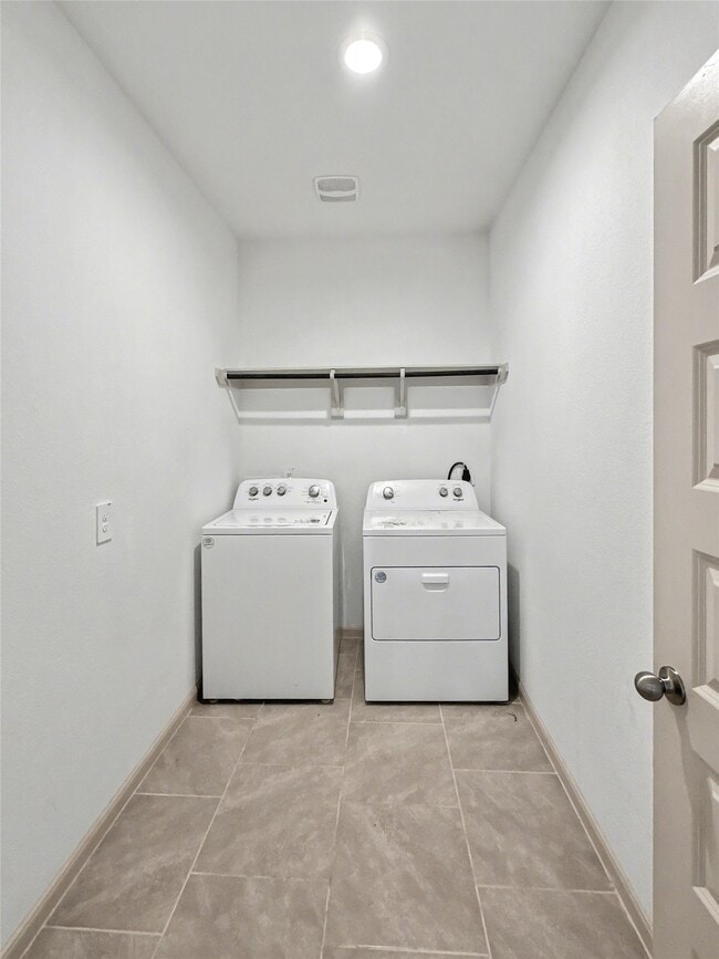 1514 Westland Ct in Missouri City, TX - Foto de edificio - Building Photo