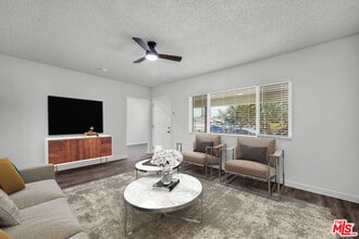 1105 W 134th St in Compton, CA - Building Photo - Building Photo