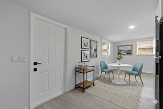 137 SW 9th Ave in Delray Beach, FL - Building Photo - Building Photo