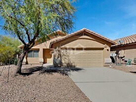 7856 S Splinter Way in Tucson, AZ - Building Photo