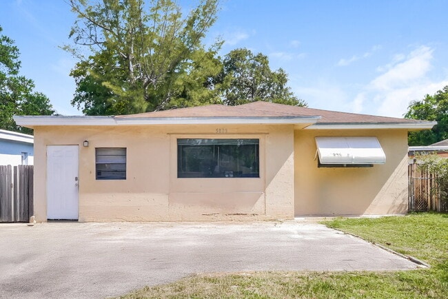property at 5809 Buchanan St