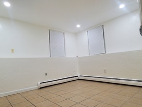 120 Newman St in Revere, MA - Building Photo - Building Photo