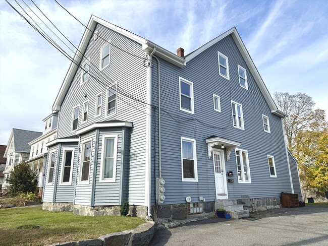 13 Brooks Ave in Quincy, MA - Building Photo - Building Photo