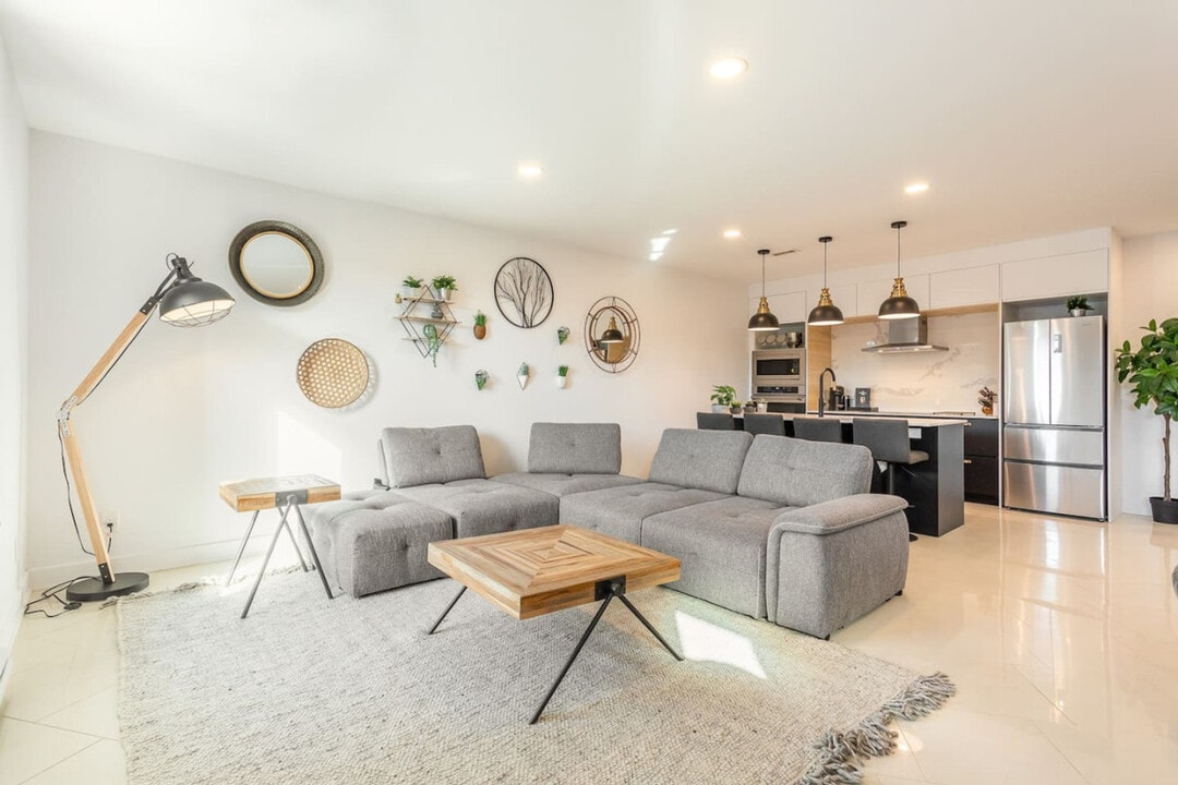 4105 R. Saint-Denis in Montréal, QC - Building Photo