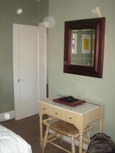 2 N Ridge Ave, Unit 3rd  floor front in Ambler, PA - Building Photo - Building Photo