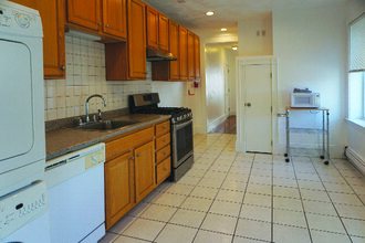 20 Lambert St, Unit 3L in Cambridge, MA - Building Photo - Building Photo