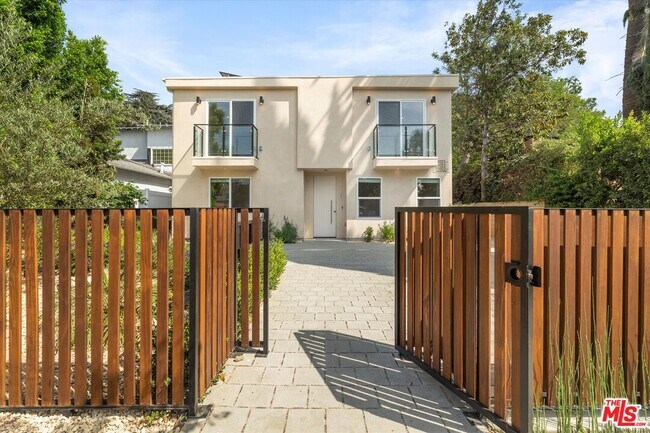 property at 11025 Blix St