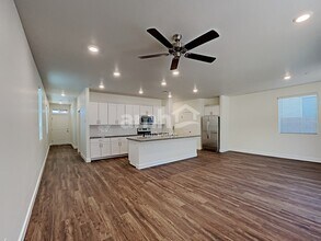 313 Cape Seville Pl in Henderson, NV - Building Photo - Building Photo