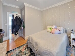 32 Ward St, Unit 3 in Boston, MA - Building Photo - Building Photo