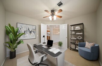 5125 Knollwood in Schertz, TX - Building Photo - Building Photo