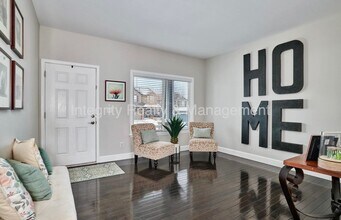 10337 S Rotherwood Cir in Littleton, CO - Building Photo - Building Photo