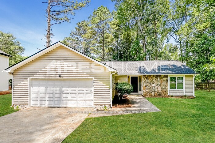 9375 Woodknoll Way Photo