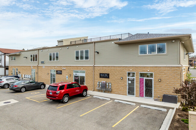 17 S Old Rand Rd in Lake Zurich, IL - Building Photo - Building Photo