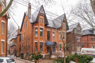 47 Howland Ave in Toronto, ON - Building Photo - Building Photo