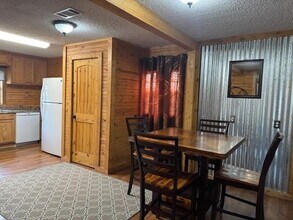 9123 Stonewood Dr in Orange, TX - Building Photo - Building Photo