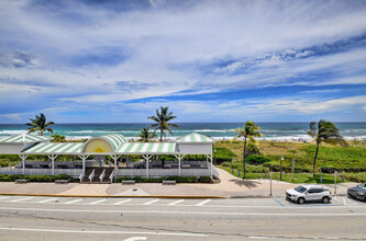 36 S Ocean Blvd in Delray Beach, FL - Building Photo - Building Photo