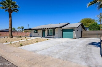 8702 E Monte Vista Rd in Scottsdale, AZ - Building Photo - Building Photo
