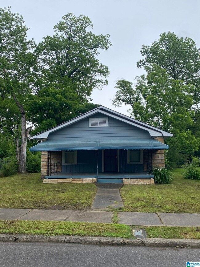 property at 1317 Gulfport St