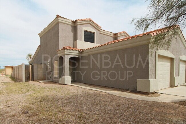 15237 S Moon Valley Rd in Arizona City, AZ - Building Photo - Building Photo