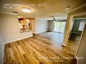 1909 Summer Club Dr in Oviedo, FL - Building Photo - Building Photo