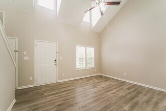 4964 Astonshire Ln in Concord, NC - Building Photo - Building Photo
