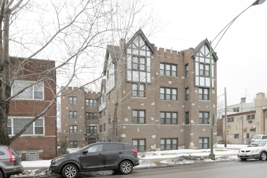 5540-5542 N Kimball Ave in Chicago, IL - Building Photo