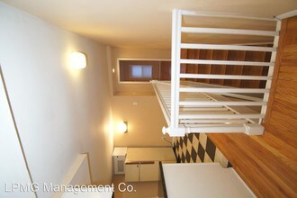 2326 Brown St in Philadelphia, PA - Building Photo - Building Photo