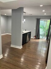 1 Reservoir Ave in Jersey City, NJ - Building Photo - Building Photo