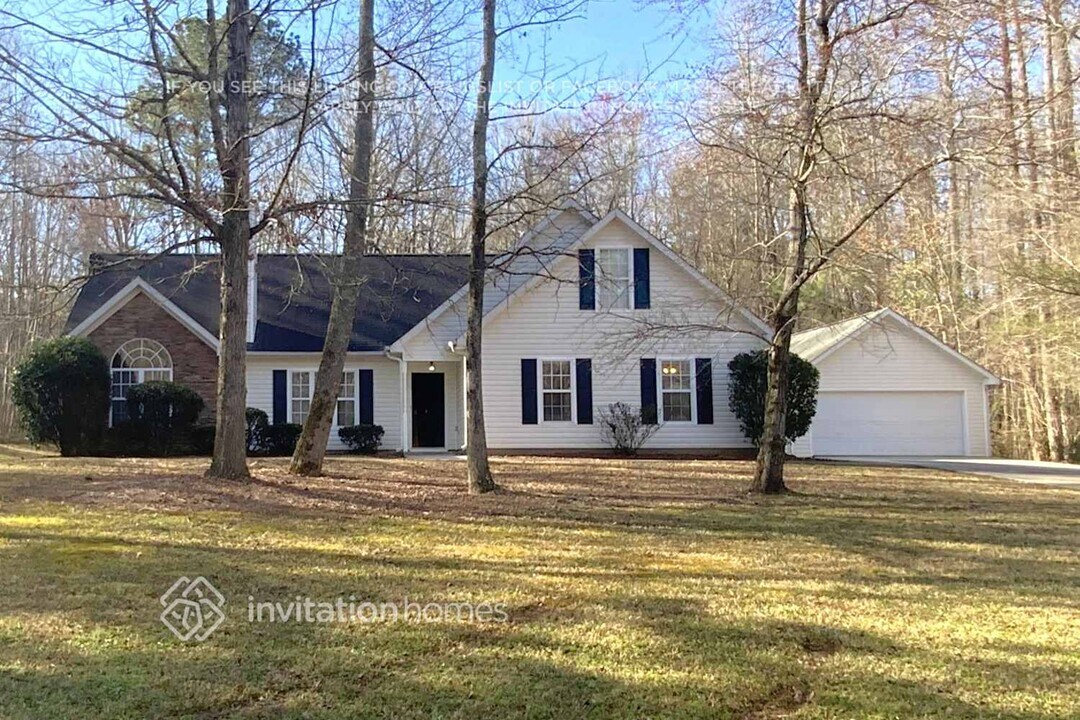 175 Dillion Dr in Hampton, GA - Building Photo