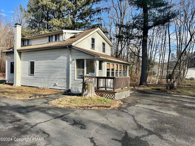 2708 PA-715, Unit 617 in Tannersville, PA - Building Photo - Building Photo